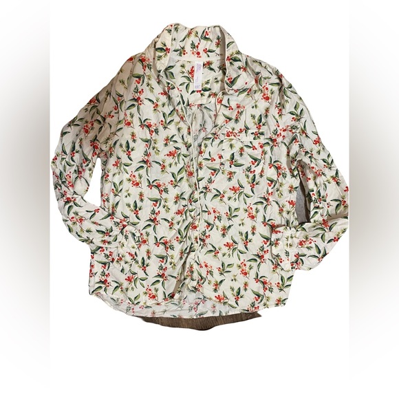 Above Stars | Large Printed Pajama Set - Picture 5 of 6